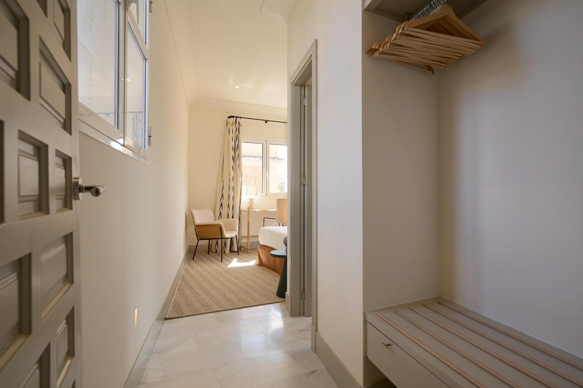 Adriano 16 Apartment Sevilla Bagian luar foto